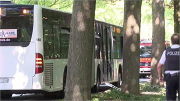 德國巴士驚傳男子持刀隨機砍人 14人傷