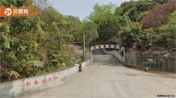 高雄燕巢養女湖旁鐵皮倉庫大火 35名消防員緊急出動