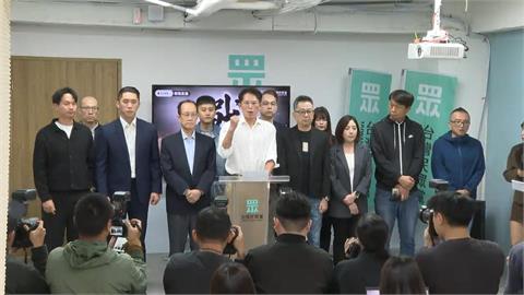 歷史觀測站／真的黃國昌被關在地下室？鄭麗文曾擁台獨　兩大黨主席變色龍歷史一次看