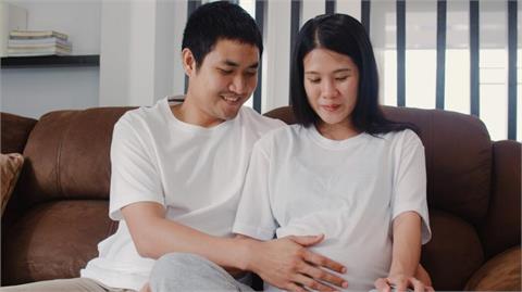 聲音胎教有用嗎？醫師解析三大益處：孕婦選自己喜歡的音樂才是關鍵