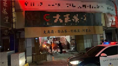 快新聞／根本來不及逃！台中轎車暴衝撞民宅　8旬婦睡夢中當場慘死