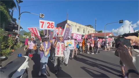 「葉霸」率「千歲軍團」瑞穗遊行挺罷傅　鄉親夾道歡迎