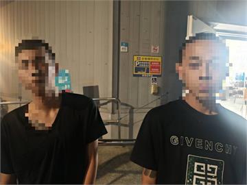 快新聞／網紅「鳳梨」飲料店遭潑泥水！宜蘭警循線追捕　2犯嫌台南落網