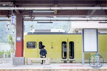 花東最欠搭的「五感列車」！跳上「山嵐號」追縱谷稻浪、吃世界冠軍便當、聞療癒香氣