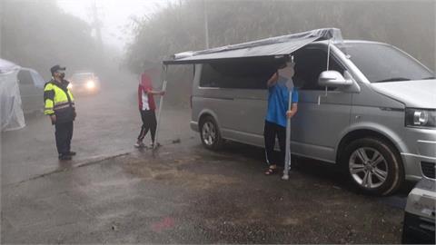講不聽！　瑪家山區竟有遊客在路旁車宿