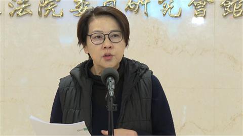 快新聞／黃珊珊線上響應、實體缺席「戰獨裁」集會　被洗版質疑「人在哪裡」？