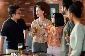 尾牙變噩夢？下班還要排舞表演　「Z世代」不忍了開嗆