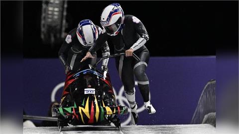 冬奧／台灣史上首組女子雙人雪車登奧運舞台！林欣蓉／林頌恩完成前兩趟寫里程碑