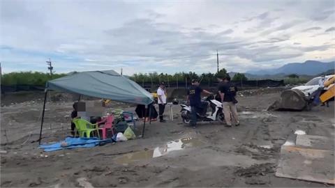 盜採砂石海撈3億！高雄農地遭挖成「大峽谷」2人羈押