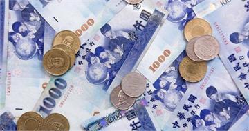 紅包提前入袋！全台重陽敬老禮金比普發還快　最高可領2萬2千元