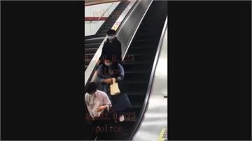 快新聞／內湖捷運站出現「剪髮怪客」！ 妙齡女摸頭抓下一撮頭髮 警掌握嫌疑人