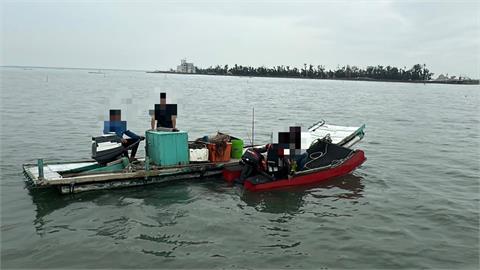 嘉義東石外海驚魂！釣客船隻失去動力險擱淺　海巡火速救援