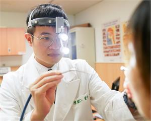 頭暈非中風！台北慈濟醫院揭素食長者B12缺乏成隱形元凶