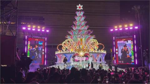 企業集團年度盛事耶誕慶典 男團Ozone精彩演出