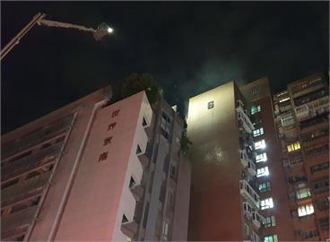 快新聞／北市成功國宅凌晨火警！母倒臥廚房傷重不治　子嗆傷急救中