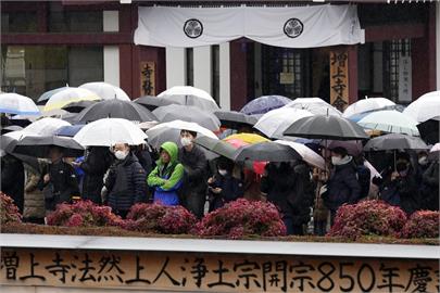 強烈冷空氣襲日本！　民眾搶買除雪用品
