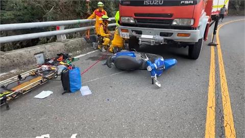 住左營騎車到屏東霧台　八旬婦自撞噴飛30公尺橋下