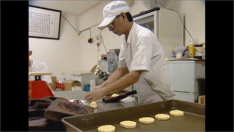 知名糕餅店李亭香 查獲逾期原料遭罰30萬
