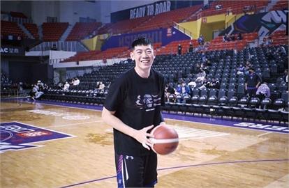 快新聞／化療後恢復訓練　容毅燊：希望能在台灣延續籃球生涯