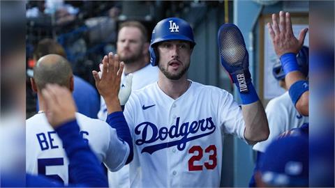 MLB(影)／塔克季後賽恢復水準！向道奇球迷喊話： We’ll be back