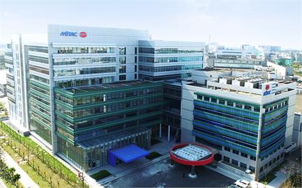 CSP客戶需求強勁！資料中心建置大爆發　神達五月營收年增117%