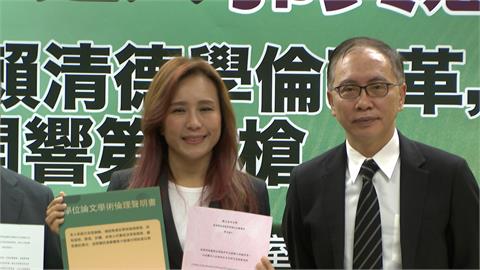 拚立委開第一槍！　郭貞慧簽「學倫承諾書」叫陣賴惠員