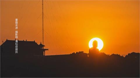 年前吉兆！ 八卦山「大佛懸日」佛光乍現　民眾讚嘆不已