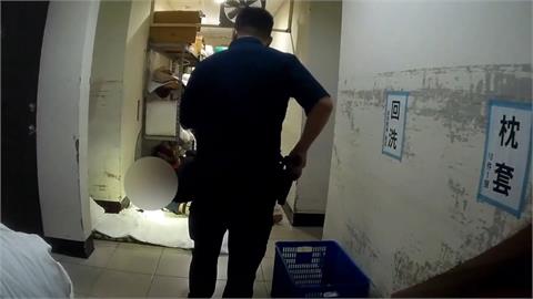 桃園移工見巡邏警躲汽車旅館裝睡　一查竟「已失聯11年半」