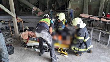 男子滑落玉米粉碎機骨折慘死　Cheap曝驚人職災死亡數：人命不值錢