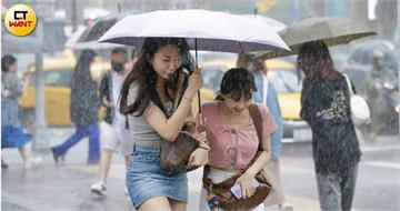 國家警報響了！1縣市大雨特報　中部2地「大雷雨警戒」防冰雹雷擊