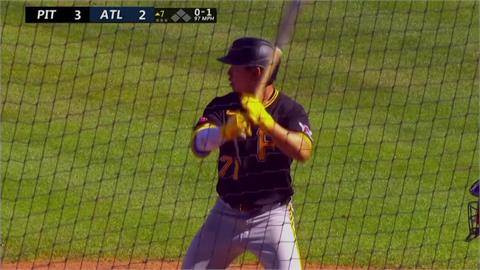 MLB(影)/大聯盟春訓熱身賽海盜鄭宗哲替補吞K 沒有敲安但有雙殺美技