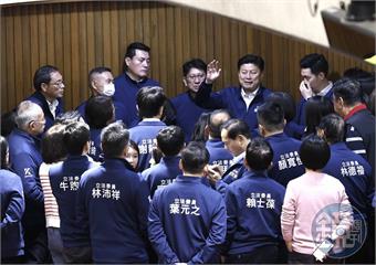 罷免潮準備開工　傅崐萁等19藍委一階連署提議書將送件