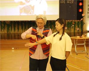 五臟六腑顧得好　沈邑穎中醫師陪銀髮族養生凍齡心情好