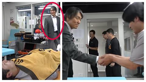 新任監督松井秀喜突襲防護室發現球員在睡覺引起網友討論。(圖／擷取自@読売ジャイアンツYT)