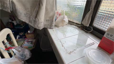 高雄小港區民宅保險箱整個被搬走...大門毫無破壞　阿嬤辛苦錢被偷光