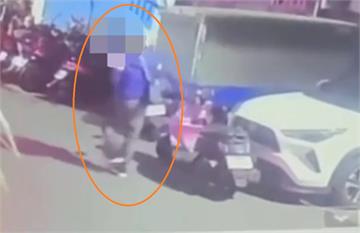 各身中10餘刀倒臥客廳　老夫妻身亡兒涉案潛逃