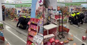 台中男闖康是美「拿安全帽猛砸貨架」　警方制伏後依毀損罪送辦