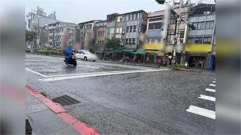 快新聞／快躲雨！5縣市大雨特報　雨彈一路炸到晚上