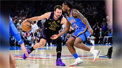 NBA(影)／「東77」將從西班牙返美！季後首輪對火箭能否上場還不明朗