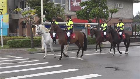 新北騎警隊再次爆紅　侯友宜「上馬」重溫警察時光