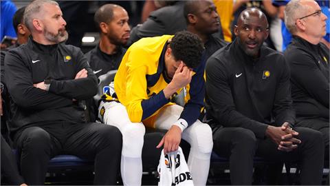 NBA(影)/地板太滑!溜馬一哥哈利伯頓被雷霆替補晃倒網友瘋傳