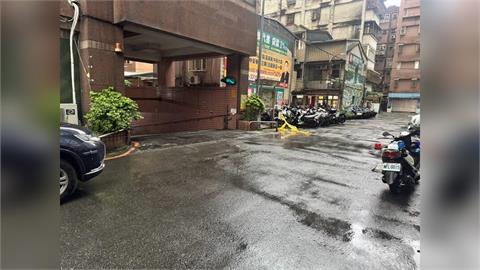 快新聞／中和四號公園旁爆墜樓事故　62歲婦人搶救不治