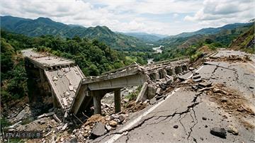 巴拿馬中部發生規模7.7強震　建築道路倒塌多地受阻