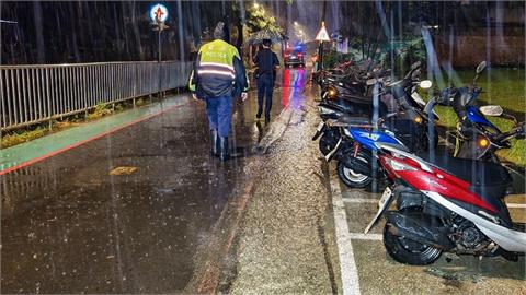 快新聞／雨彈開炸！東北季風、颱風外圍環流雙重影響　今多地恐有豪大雨