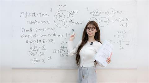 啦啦隊／洋基女孩一暄化身「最甜美數學老師」　6年家教經驗教你考試必勝要領！