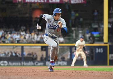 MLB(影)/繼續往40-40紀錄邁進 大谷單局雙盜壘已經35轟35盜
