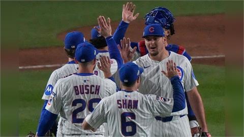 MLB(影)／小熊首局得4分擊退釀酒人續命！　Busch首打席開轟寫季後賽紀錄