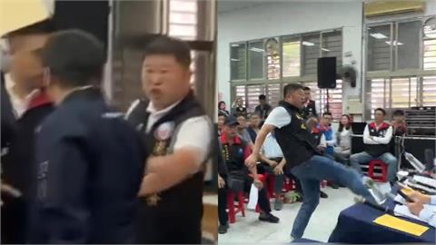 議長張峻正面踹翻桌嗆「欺負光復人」!傅崐萁「狂喊1句話找救兵」網氣笑:有夠幽默