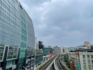 保險業資產新布局    多元置產搶攻地上權與廠辦市場
