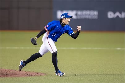 12強賽／三屆元老「陳陳大丈夫」陳冠宇終奪冠！一句話淚謝學弟